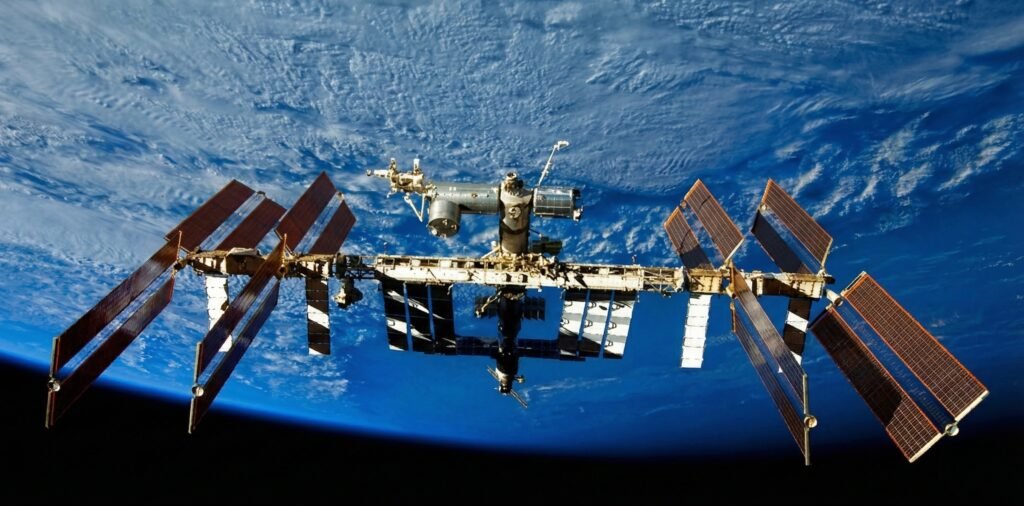 Google Siapkan "Project Suncatcher": Pusat Data AI Bertenaga Surya di Luar Angkasa